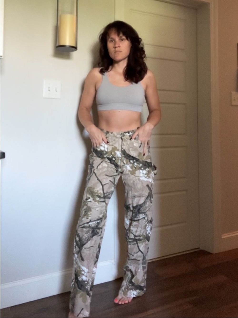 SHEIN Beige Camo Wide-Leg Cargo Jeans - Picture 2 of 5